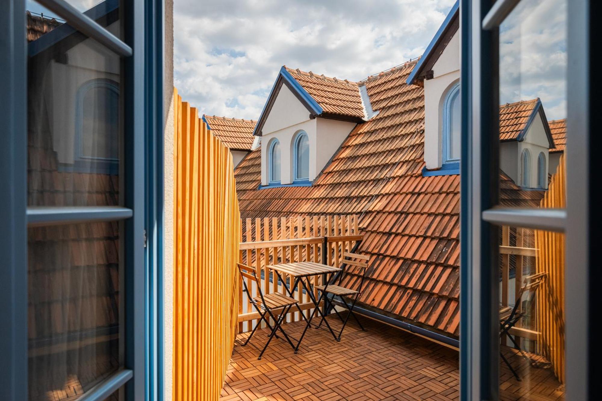 Naturalni Vinarstvi Tomas Krizek, Penzion Dvorek Dolní Dunajovice Exterior photo